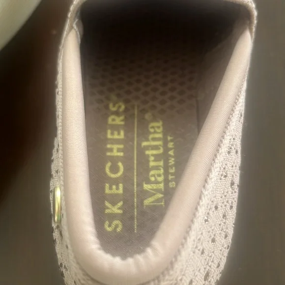 Martha Stewart pier- lite slip on - Picture 7 of 9